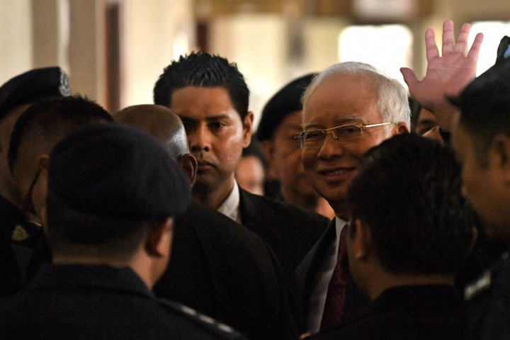 Najib Razak Lunasi Uang Jaminan dari Hasil Donasi