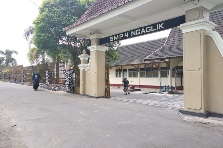 Panitia PPDB SMPN 4 Ngaglik Akui Tarik Biaya Seragam