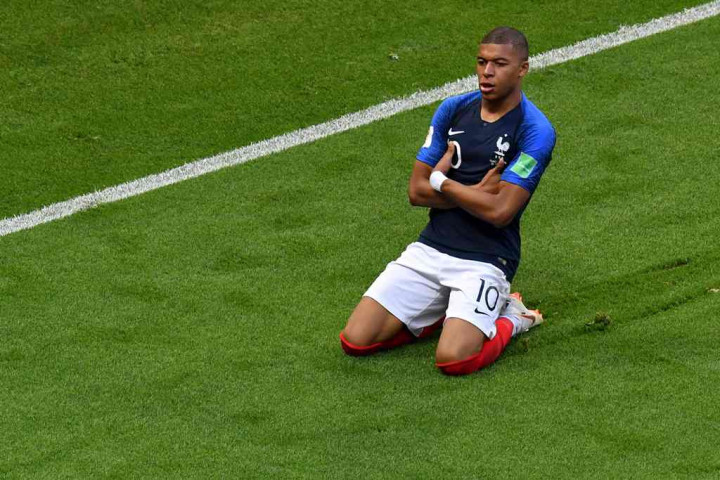 Hazard: Mbappe Layak Dapat Ballon d'Or