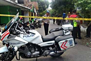 Ibu Balita Korban Bom Pasuruan Dilarang Menjenguk