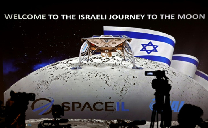 Israel Plans First Lunar Space Mission in December
