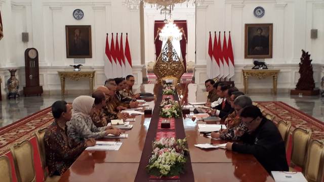 KPU Laporkan Hasil Pilkada kepada Presiden