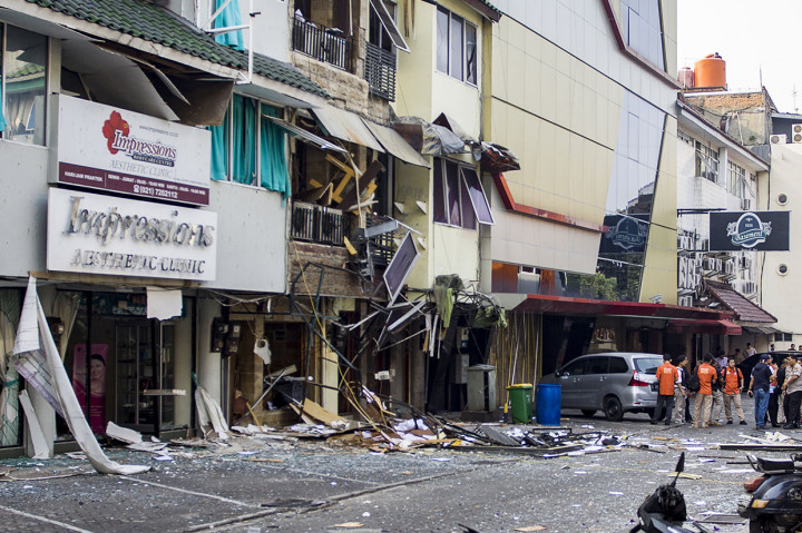Sejumlah Ruko Rusak Akibat Ledakan Tabung Gas di Kebayoran Baru