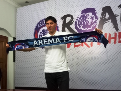 Pelatih Arema, Milan Petrovic (Foto: Medcom.id/Daviq Umar)