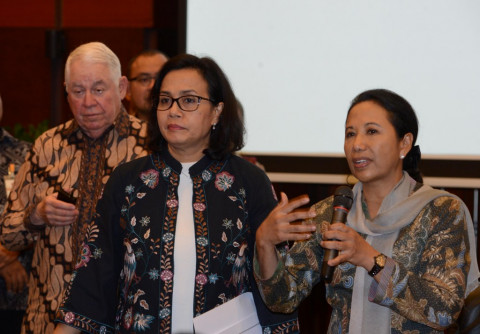 CEO Freeport Richard Akerson, Menkeu Sri Mulyani, dan Menteri