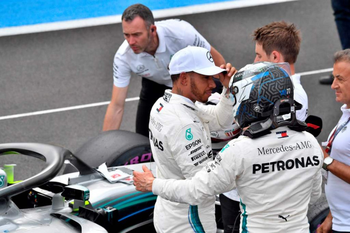 Daniel Ricciardo Sebut Mercedes Makin Lemah