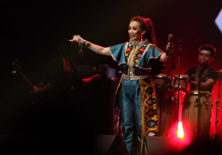 Ikut Konser Bangkit Musik Indonesia, Reza Artamevia Terkenang Masa Lalu