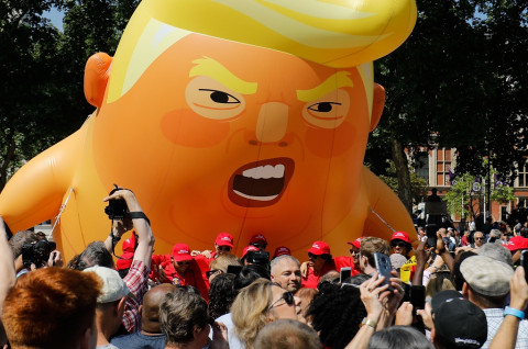 Balon 'Bayi' Trump akan Dibawa ke AS