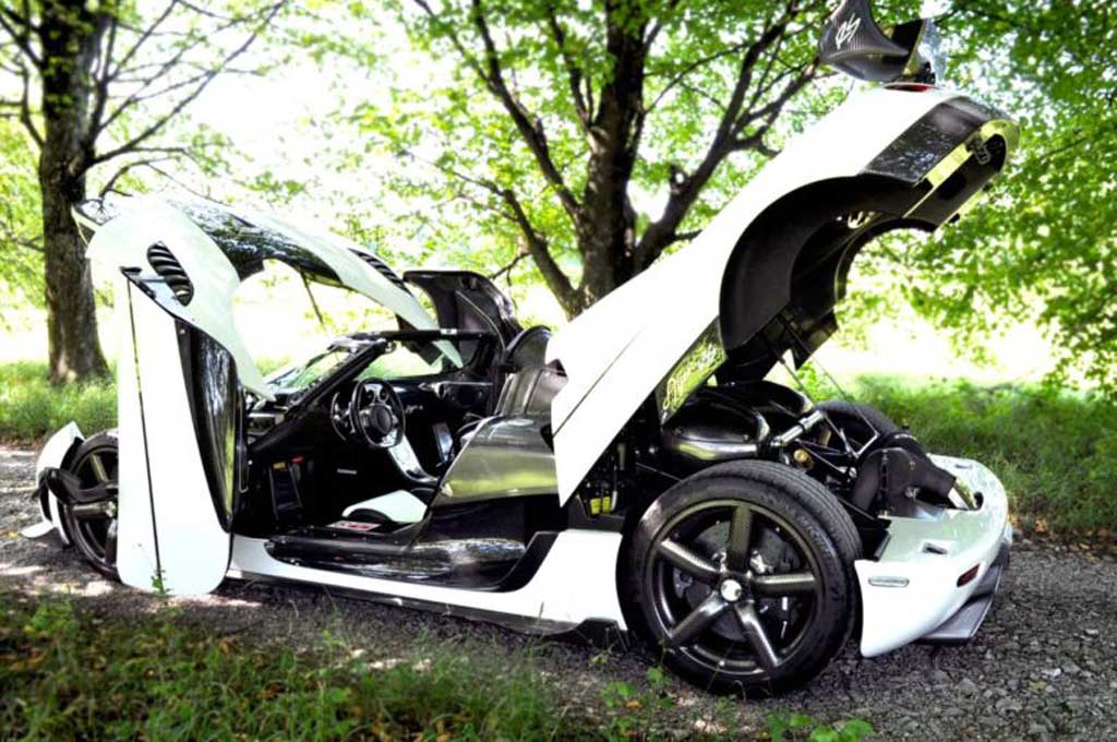 ?Hypercar Koenigsegg Agera RS 2016. Autoevolution