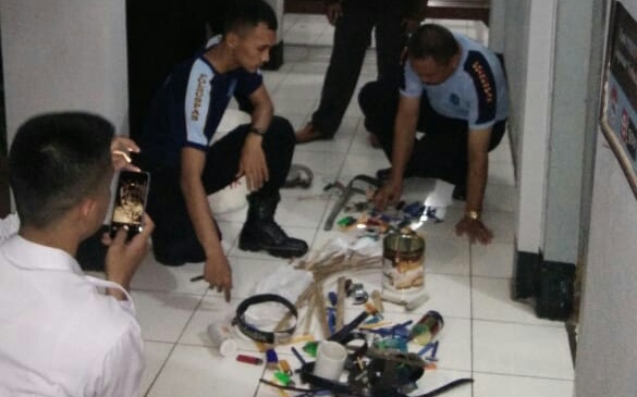 Petugas Sita Senjata Tajam di Lapas Jepara