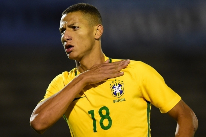 Everton Siap Pecahkan Rekor untuk Rekrut Penyerang Muda Brasil