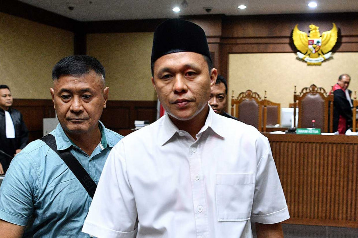 Bupati Lampung Tengah Divonis 3 Tahun Penjara