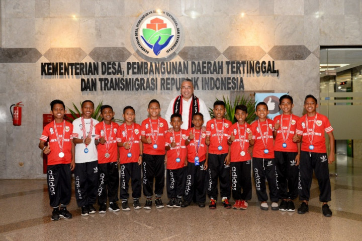 Mendes PDTT Terima Kunjungan Tim Laskar Perbatasan