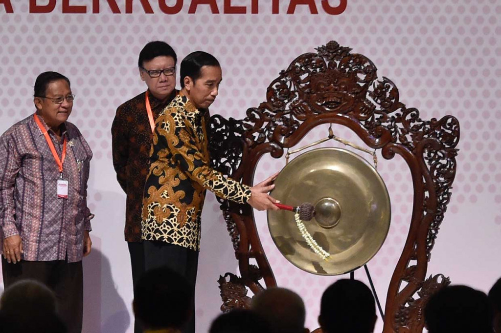 Jokowi Minta Daerah Permudah Investasi Berorientasi Ekspor