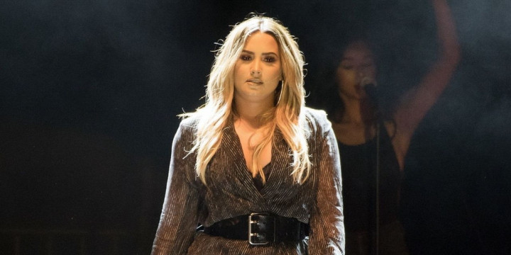 Demi Lovato Overdosis, Sejumlah Konsernya Dibatalkan