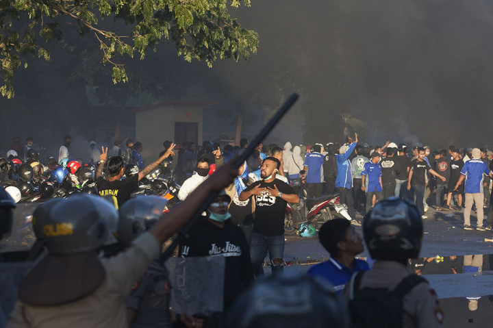 Laga Derby DIY Diwarnai Bentrokan