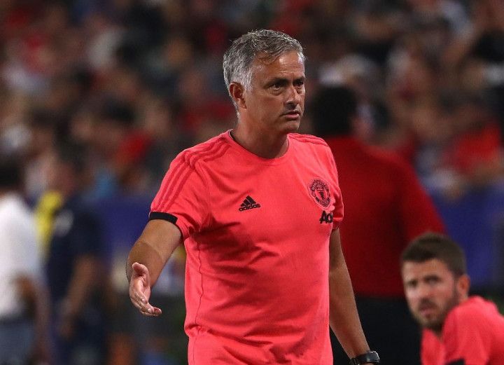 Usai Dibantai Liverpool, Jose Mourinho 'Gelagapan'