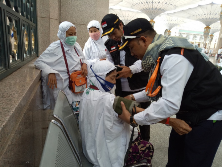 Cuaca Panas, Banyak Jemaah Haji Jatuh Sakit