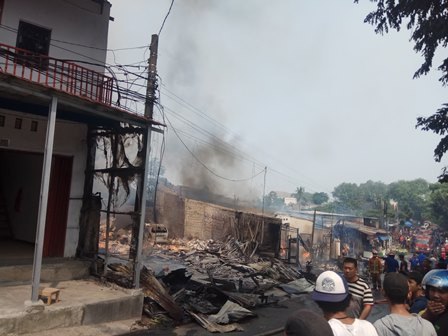 Tidak Ada Korban Jiwa pada Insiden Kebakaran Ruko di Depok