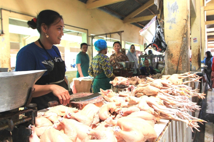 Daging dan Telur Ayam Penyumbang Besar Inflasi Jabar