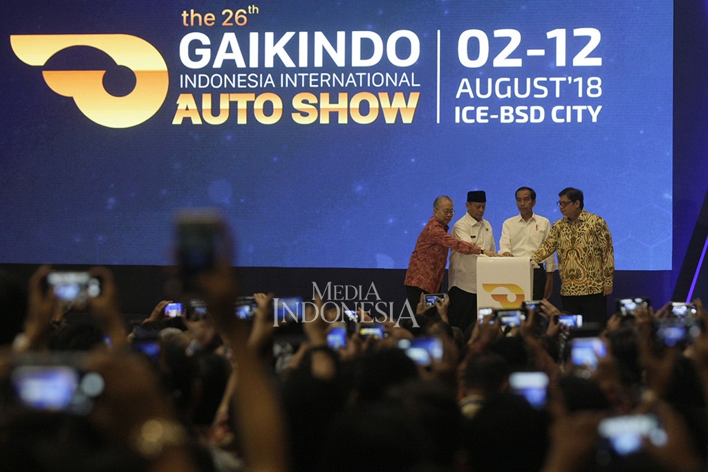 Jokowi Buka Pameran Otomotif GIIAS 2018
