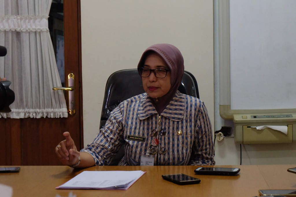 Kepala Dinas Tenaga Kerja dan Transmigrasi Provinsi Jawa Tengah, Wika Bintang di kantornya, Semarang, Jawa Tengah, Kamis, 2 Agustus 2018. Foto: Medcom.id/ Budi Arista Romadhoni.