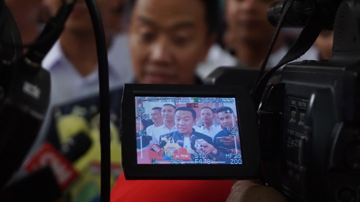 Suporter Indonesia Dituduh FAM, Menpora Minta Keadilan AFF dan AFC