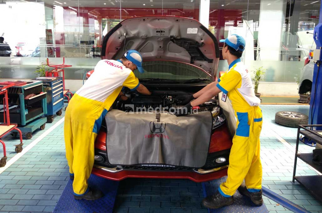 Digitalisasi layanan kemudahan akses seputar informasi otomotif. Medcom.id/M. Bagus Rachmanto