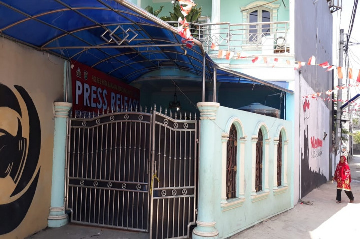 Pabrik PCC di Cipondoh Digerebek