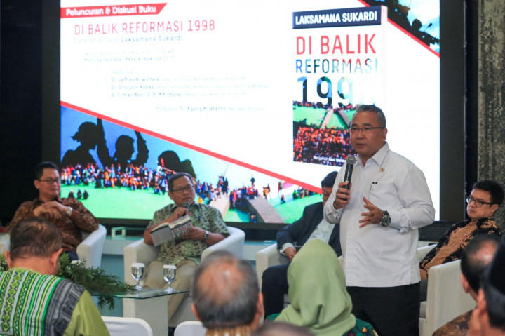 Mendes PDTT Sambut Peluncuran Buku Laksamana Sukardi