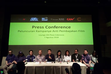 Wiro Sableng Emban Misi Anti Pembajakan