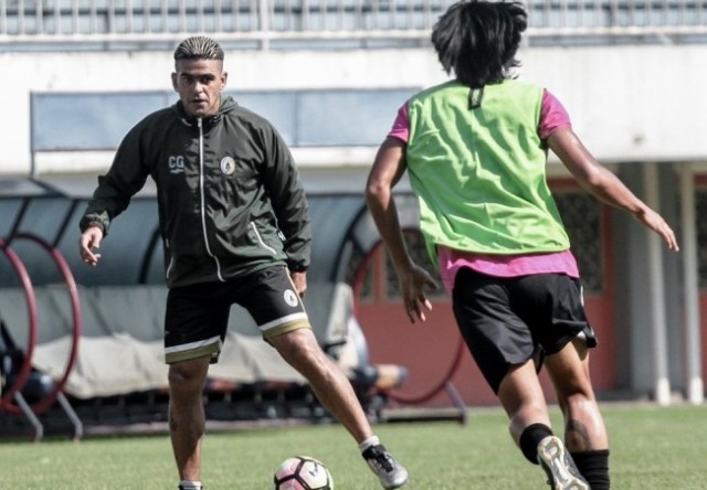 Cristian El Loco Gonzales saat berlatih bersama PSS Sleman beberapa waktu lalu-Istimewa 