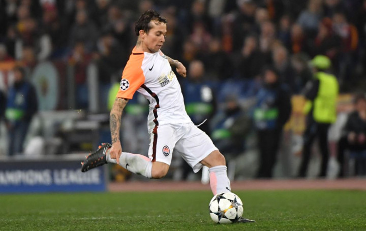 Everton Salip Milan Dapatkan Bernard