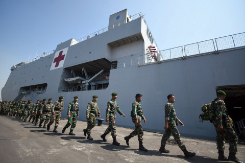 Sejumlah prajurit TNI yang tergabung dalam Satgas Pasukan Reaksi