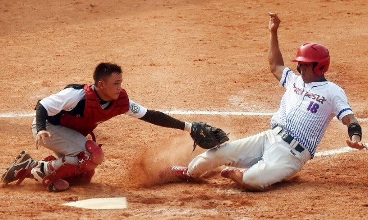 KONI Sokong Peralatan Baru untuk Bisbol dan Sofbol