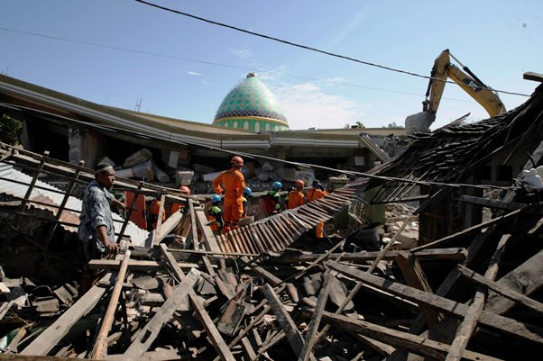 Mencari beton untuk rumah tahan gempa
