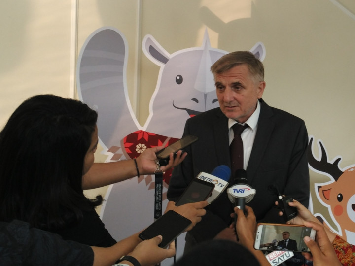 Dubes Bosnia Herzegovina 'Terbius' Soto Ayam