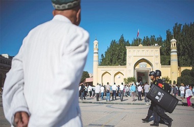 Tiongkok Bantah Tahan 1 Juta Uighur di Xinjiang