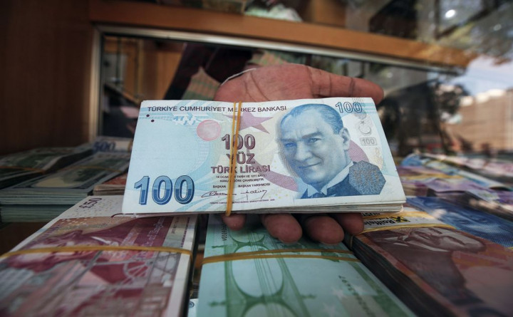 Lira Terus Merosot, Bursa Asia Guncang