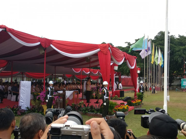 Jokowi dan Iriana Menghadiri Upacara Hari Pramuka