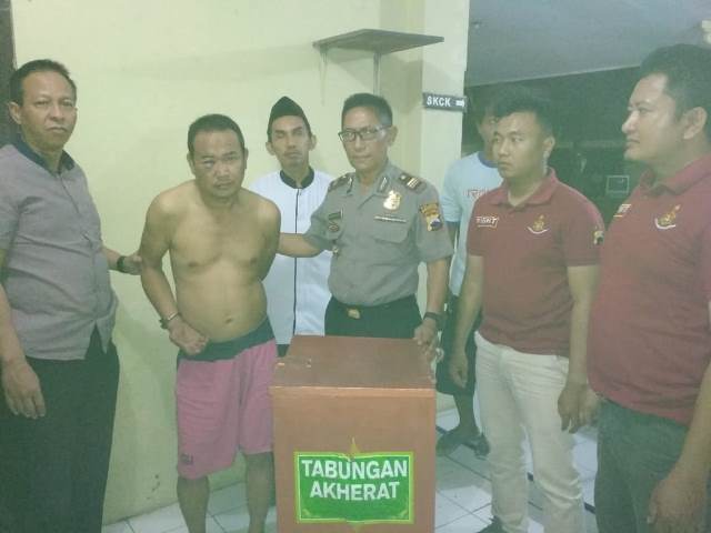 Pencuri Kotak Amal Masjid di Brebes Dihakimi Massa