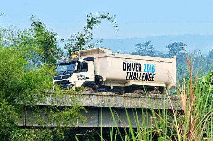 Pengemudi Truk Asal Kalsel, Wakili Volvo Indonesia ke Swedia