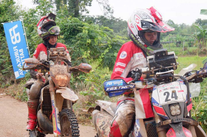 Agresifnya Ayu dan Irma, Mulai Buahkan Hasil di Etape-3 AXCR