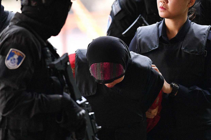 Hakim Perintahkan Sidang Siti Aisyah Dilanjutkan