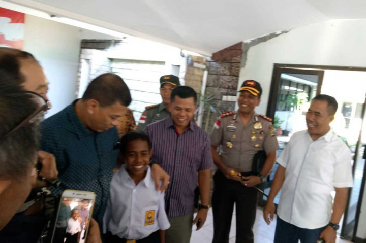 Bocah NTT Pemanjat Tiang Bendera Diundang Pemerintah Pusat