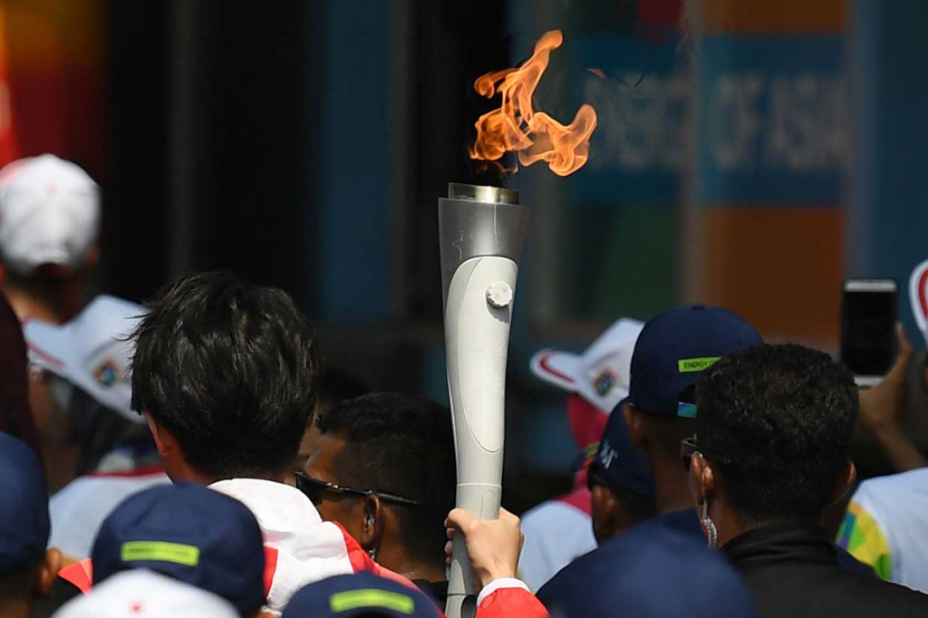 Ribuan Warga Sambut Kirab Obor di Jakarta