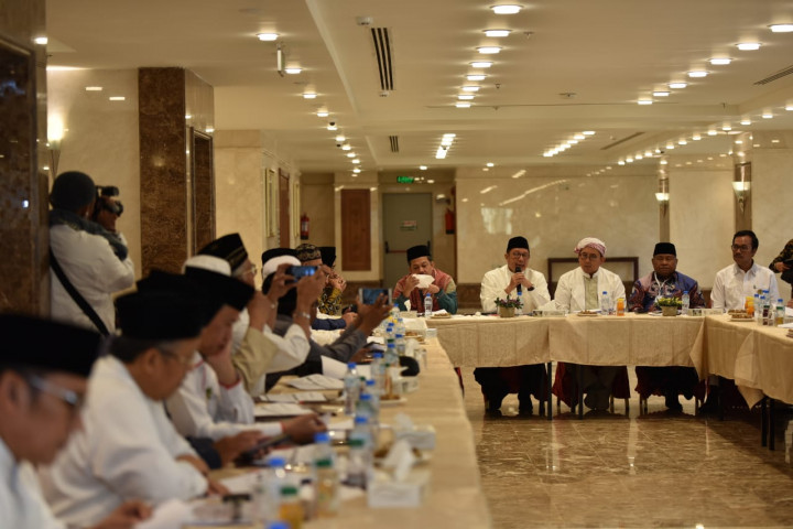 DPR Soroti Layanan <i>Fast Track</i> Jemaah Haji