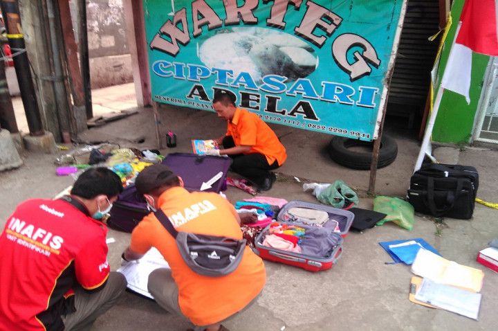 Koper yang Bikin Geger di Bandung Ternyata Berisi Pakaian