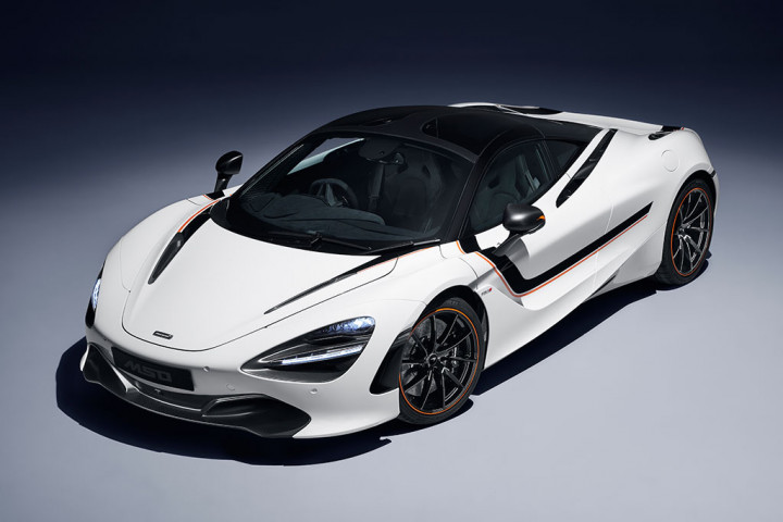 McLaren 720S First Track, Seputih Sambaran Petir