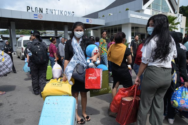 81 TKI asal Jatim Dipulangkan Dideportasi